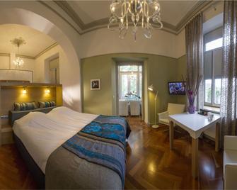 Villa Valkenburg - Valkenburg Aan De Geul - Bedroom
