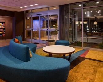 Fairfield Inn & Suites by Marriott St. Louis Westport - San Luis - Lobby