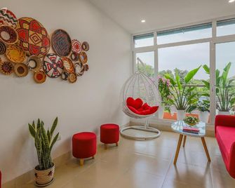 The Lakeview - West Lake Lotus Apartments - Hanoi - Reception