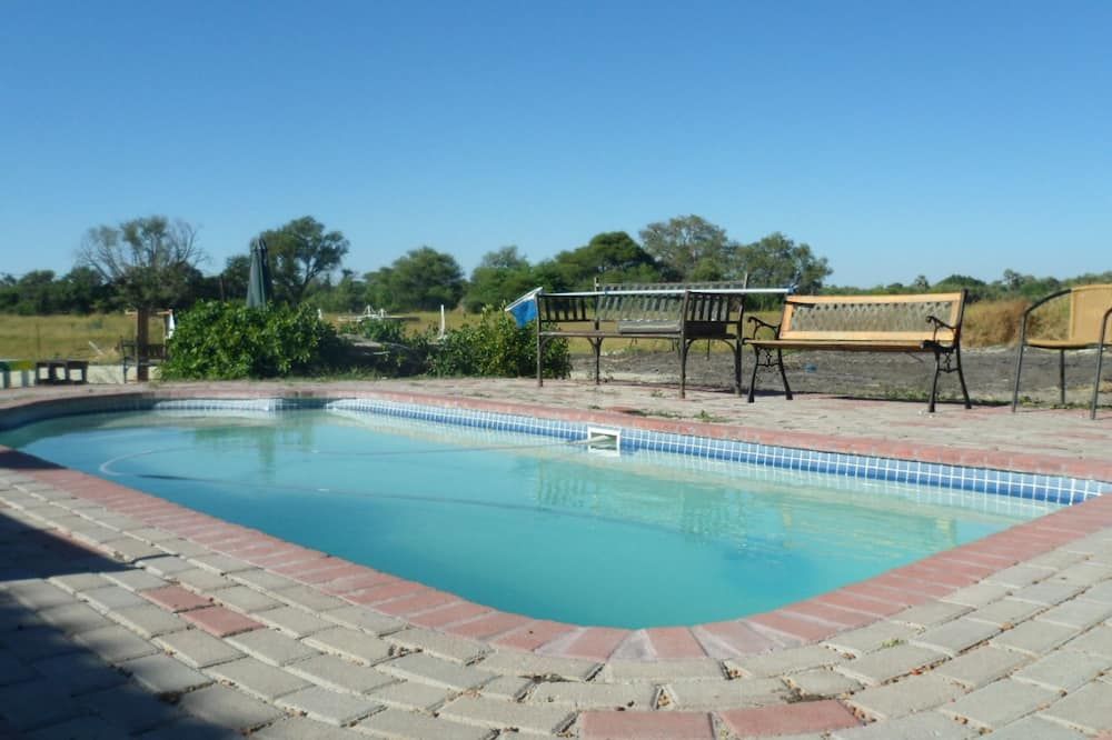 Kesmo Lodge - Maun - Zwembad