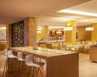 Fiesta Inn Aeropuerto Ciudad de México - Kota Meksiko - Restoran