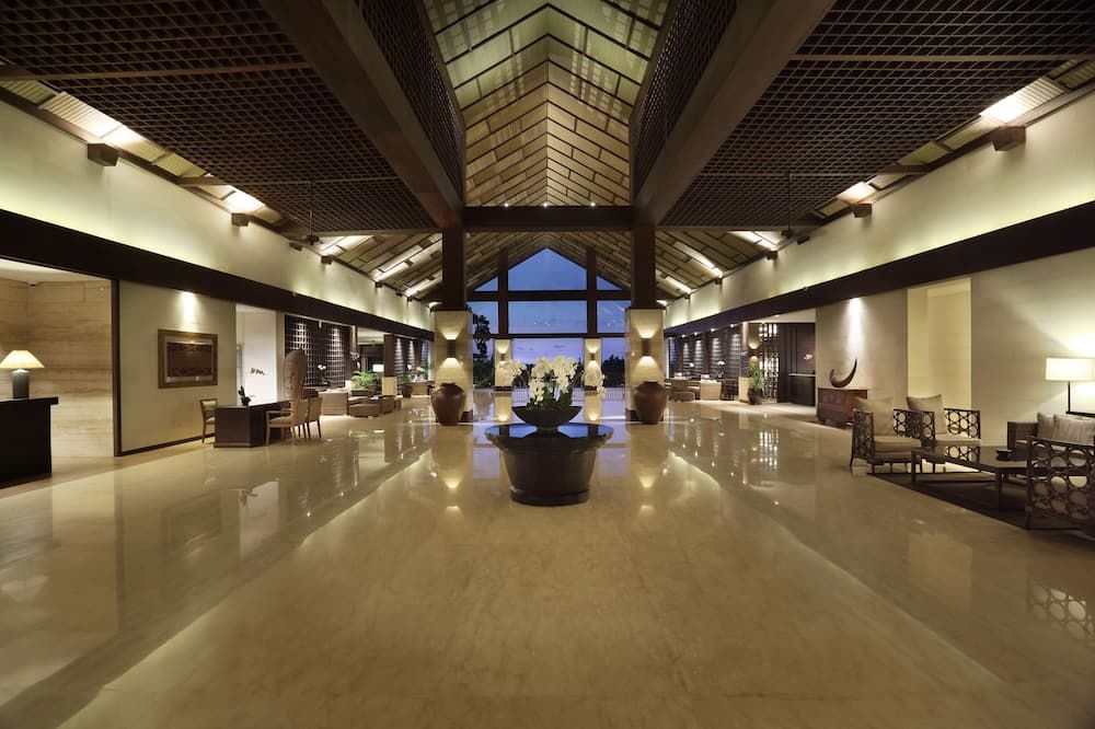 Grand Luley Manado - Manado - Reception