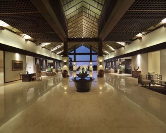 Grand Luley Manado - Manado - Lobby