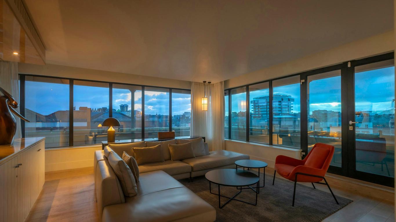The Morrison Dublin, Curio Collection by Hilton