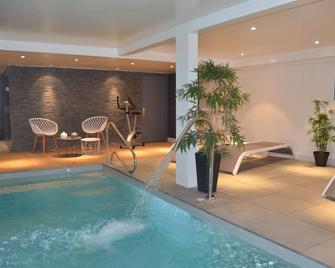 Hotel et Spa Les Cleunes Oléron - Saint-Trojan-les-Bains - Pool