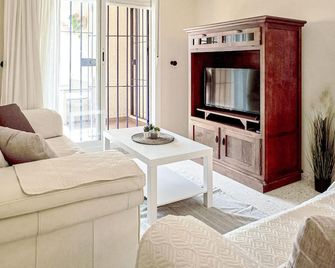 Stunning apartment in San Lucar de Barrameda - Sanlúcar de Barrameda - Living room
