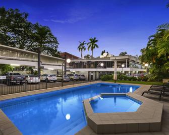 Mercure Rockhampton - רוקהאמפטון - בריכה