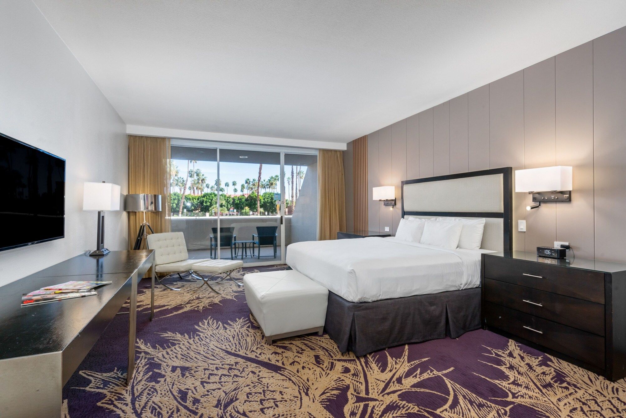 هوتل زوسو - بالم سبرينغس - غرفة نوم