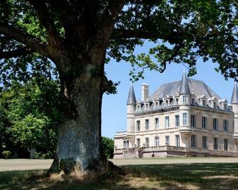 Chateau De La Goujonnerie - La Tardière - Edificio