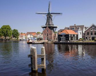 Van der Valk Hotel Haarlem - Haarlem - Building
