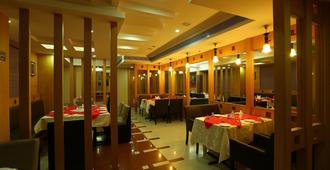 Pattom Royal Hotel - Thiruvananthapuram - Restaurant