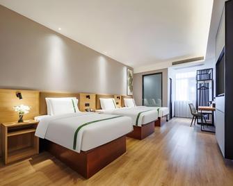 Greentree Inn Anhui Chizhou Jiuhua Mountain Business Hotel - Chizhou - Slaapkamer