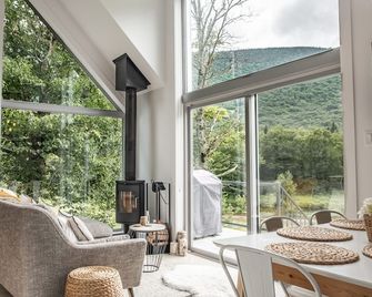 Chalet de style scandinave en pleine nature - Stoneham