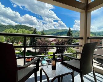 The Christie Lodge - All Suite Property - Avon - Balcony