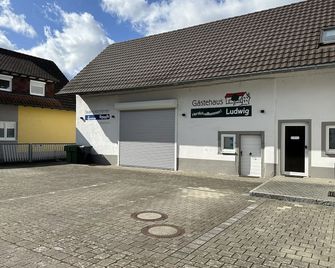 Gästehaus Ludwig - Rust - Gebäude