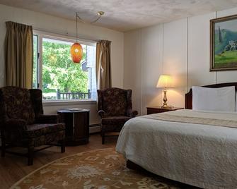 Harwood Hill Motel - Bennington - Bedroom