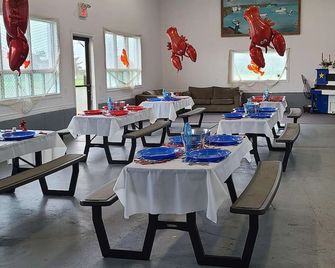 Motel & Chalets l'Acadien sur mer - Petit Rocher - Restaurant
