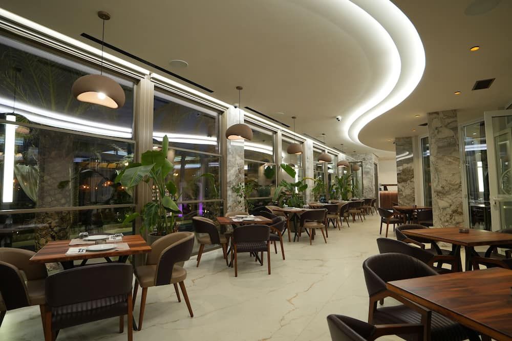 Iliria Internacional Hotel