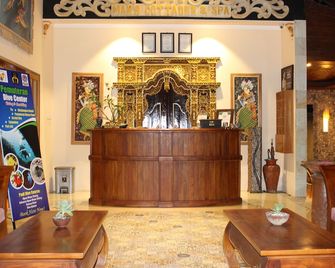 Mans Cottages & Spa - Gerokgak - דלפק קבלה