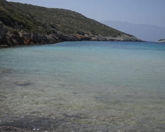 Meltemia Studio Samos N3 Glicorissa - Kampos