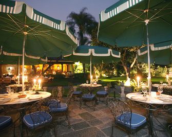 Las Mañanitas - קוארנאבאקה - מסעדה