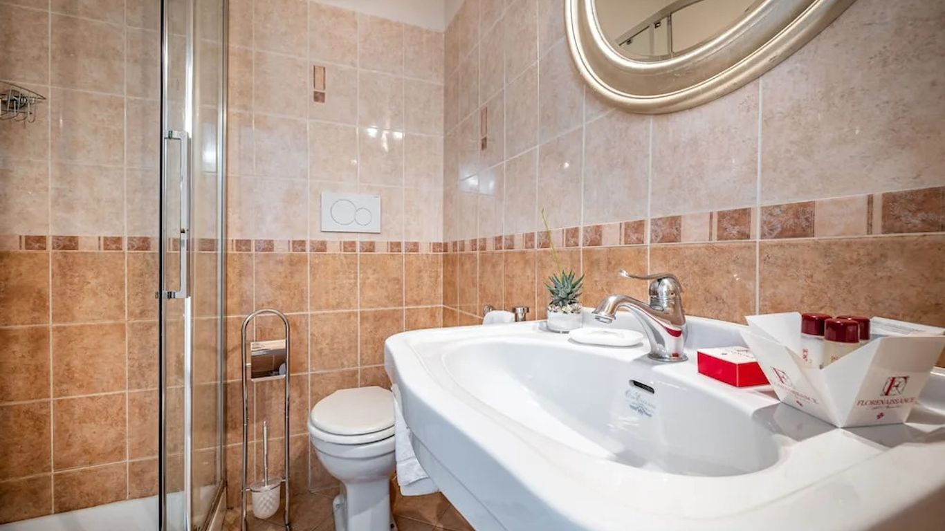 Maison Pitti Florence