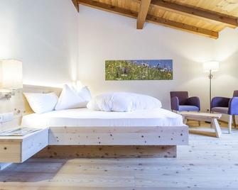 Tonzhaus Hotel - Senales - Living room