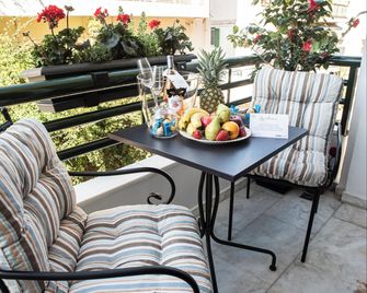 Mets Suites - Atenas - Varanda