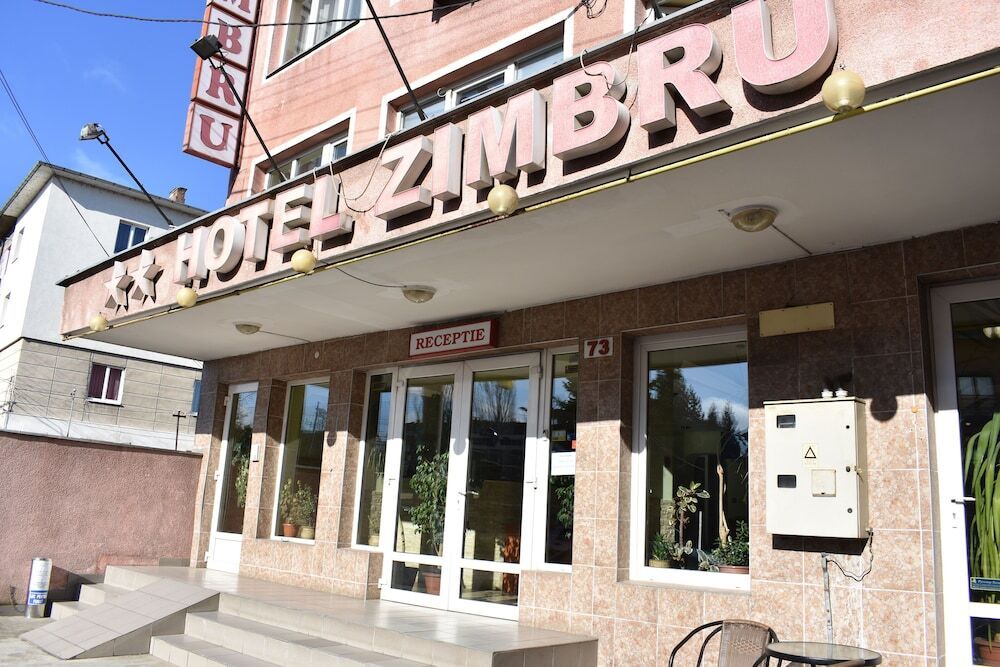Hotel Zimbru - קלוז'-נאפוקה - בניין