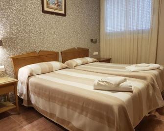 La Orza de Angel - Chiva - Habitación