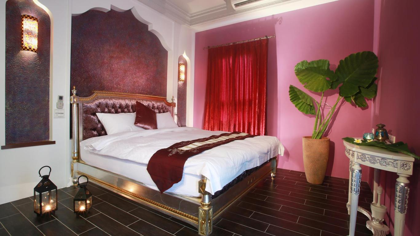 الشارقة بد آند بريكفاست