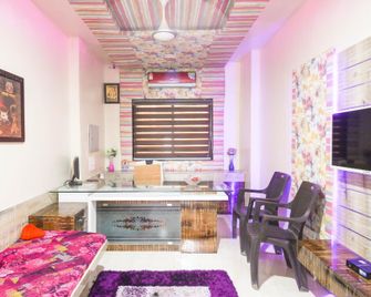 OYO 46587 Balaji Guest House - Akola - Lobby