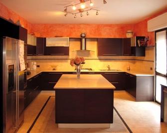 Apartment Natalie - Blu170 By Interhome - Cocciglia - Cocina