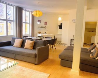 Best Stay Copenhagen Apartment 1550 - Copenhagen - Living room