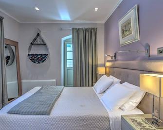 Fiscardonna Luxury Suites - Fiskardo - Bedroom