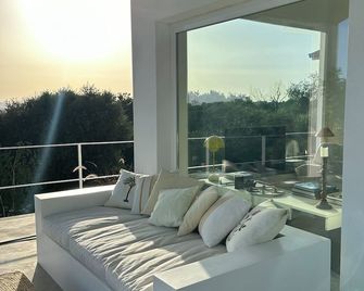 Villa con piscina vicino Roma - Passo Corese - Balcón