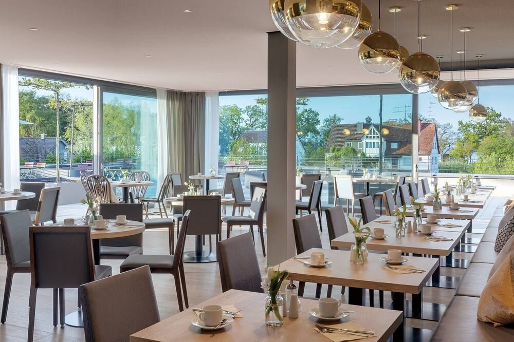 Hotel Traube am See - פרידריכסהאפן - מסעדה