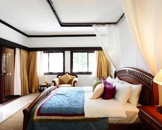 Cocoa Luxury Resort, Nyali, Mombasa - Mombasa - Bedroom