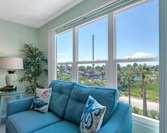 Charming 1 Bedroom, 3 Minute Walk To The Beach Condo - South Padre Island - Sala de estar