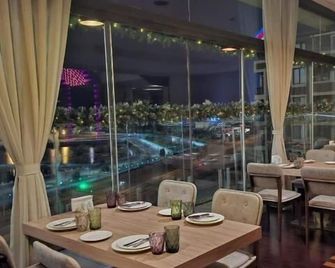 Crown Apartments - Bakü - Restoran