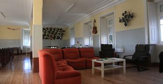 CSI Coimbra Club & Guest House - Coimbra - Hành lang