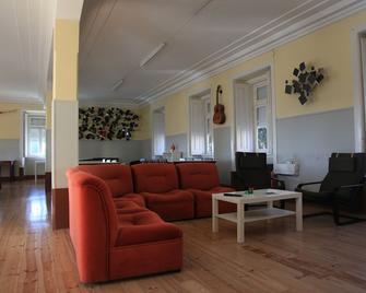 Csi Coimbra Club & Guest House - Coimbra - Lobby
