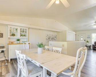 Hike, Sled and Snowshoe! Family Retreat in Payson - Payson - Dining room