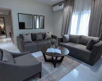 Knightsbridge Hotel and suites - Abuja - Huiskamer
