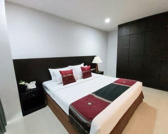 Ampo Residence Hotel - Ayutthaya - Kamar Tidur