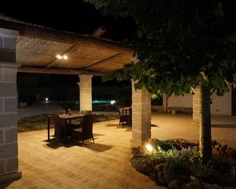 Il Giardino Del Tiglio - Uggiano la Chiesa - Patio