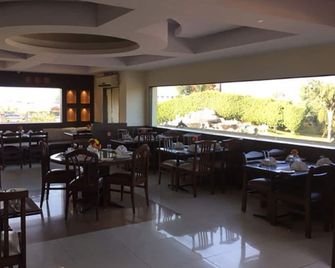 Shiva Oasis Resort - Behror - Restaurant