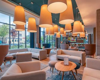 Hampton by Hilton Warszawa Mokotow - Warsaw - Lounge