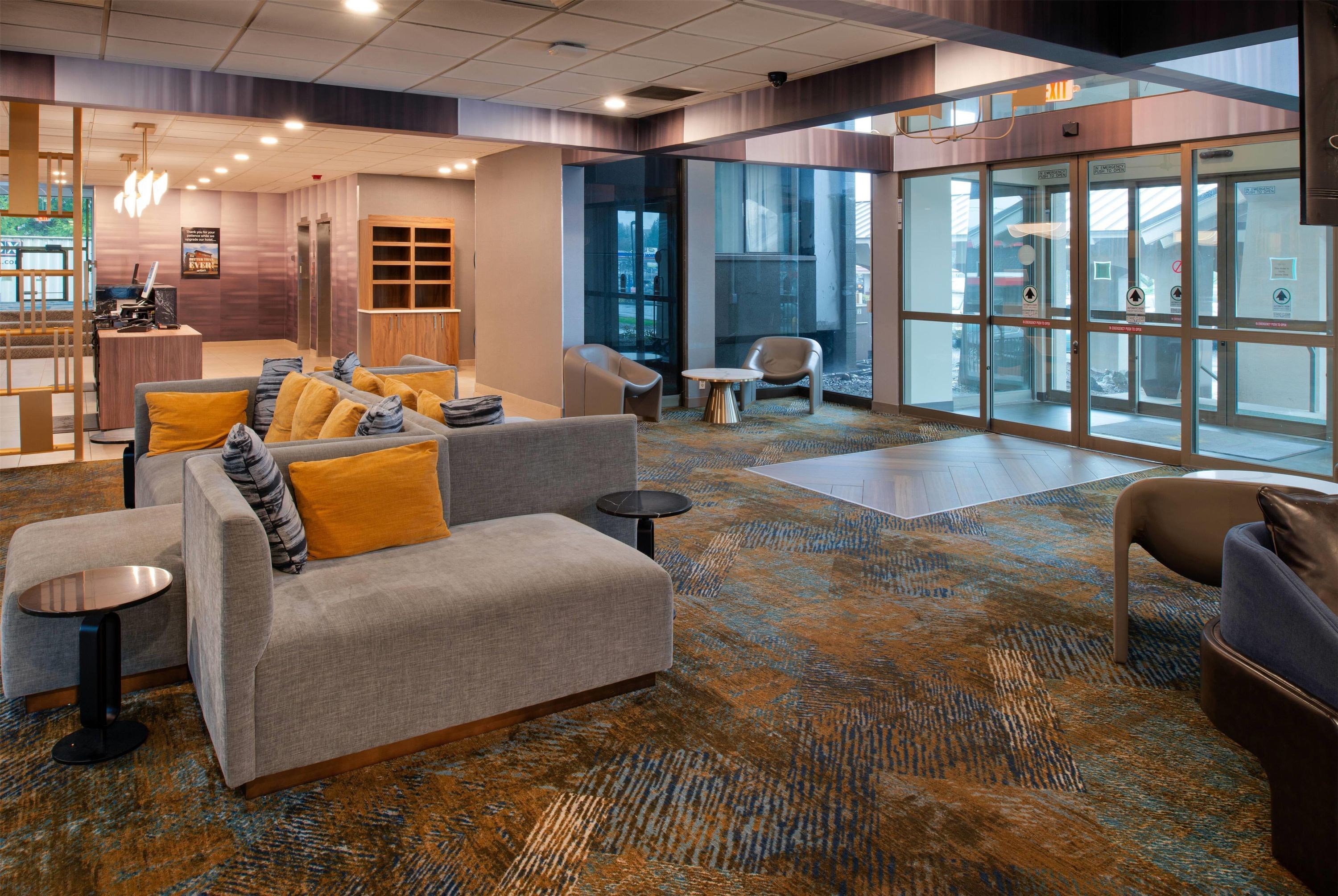 La Quinta Inn & Suites by Wyndham Seattle Sea-Tac Airport - SeaTac - Salónek