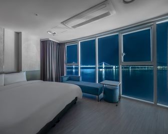 Hotel Aqua Palace - Busan